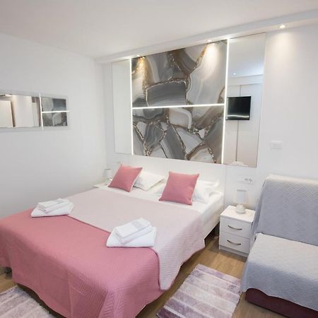 Luxury Studio Apartment Honeymoon Split Kültér fotó